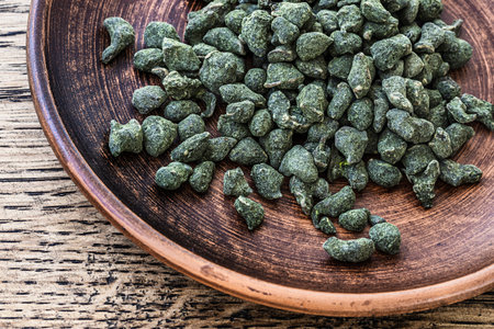 selective focus photo of real chinese oolong ginseng. premium green leafy tea.の写真素材