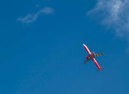 Corfu, Greece - September 17, 2017. Airbus A321-200 of German Airline Airberlin in the blue skyのeditorial素材