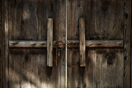 an old Korean gate.の写真素材