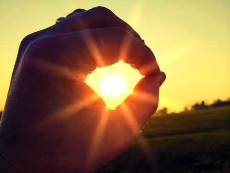 Sun in the handの素材