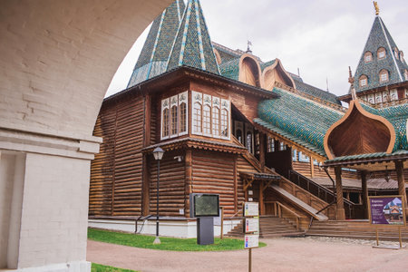 Urban landscape. A popular tourist attraction. The business card of Moscow. The wooden palace of Tsar Alexei Mikhailovich in Kolomenskoye. Russia, Moscow, May 2023のeditorial素材