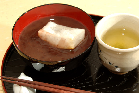 Sweet bean soup and teaの写真素材