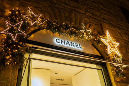 Florence, Italy - 31.08.2022: Chanel window display of the store in Milan, vitrine of the shopのeditorial素材