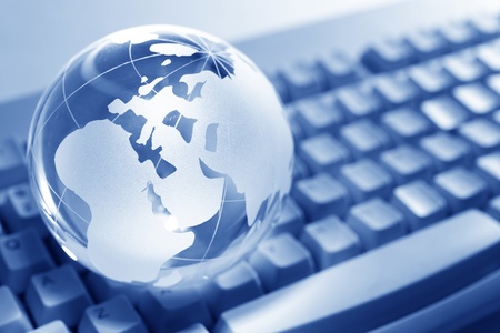 Blue Globe and Computer Keyboard for background


の写真素材