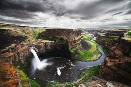 Palouse Falls at Washington Stateの写真素材
