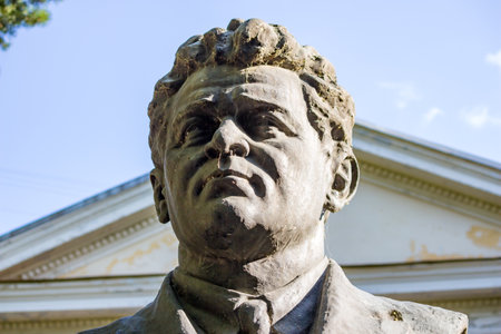 Obninsk, Russia - July 2019: Monument-bust to the Russian teacher-innovator Stanislav Shatsky (Shatskiy) (1878-1934)のeditorial素材