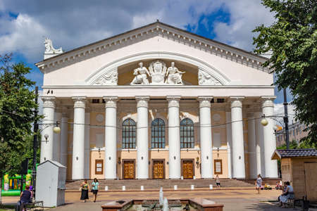 KALUGA, RUSSIA - AUGUST 2017: Teatralnaya Square and the Kaluga Drama Theaterのeditorial素材