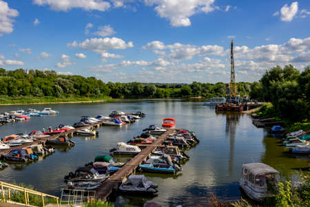 SERPUHOV, RUSSIA - AUGUST 2017: The port of Serpukhov on the Nara Riverのeditorial素材
