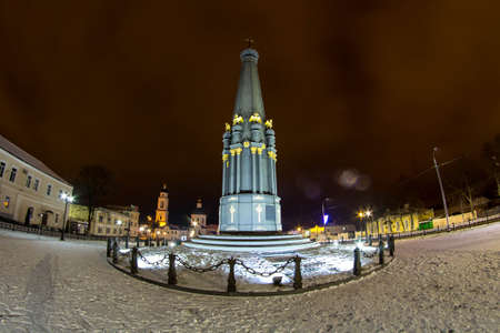 MALOYAROSLAVETS, RUSSIA - DEC. 2015: The Night Maloyaroslavets. Central square. Monument of Glory of the war 1812のeditorial素材