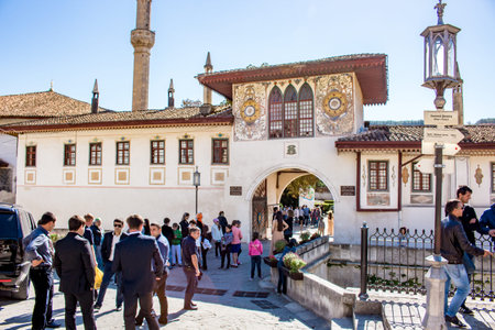 BAKHCHYSARAY, CRIMEA - SEPTEMBER 2014: The Khan Palace or Hansaray is Bakhchysarai, Crimea. Historical and cultural reserve. North gate with gate towerのeditorial素材