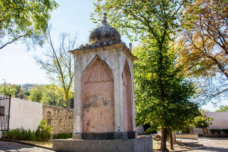 BAKHCHYSARAY, CRIMEA - SEPTEMBER 2014: The Khan Palace or Hansaray is Bakhchysarai, Crimea. Historical and cultural reserve. Fountain in honor of the arrival of Alexander I in Bakhchisarayのeditorial素材