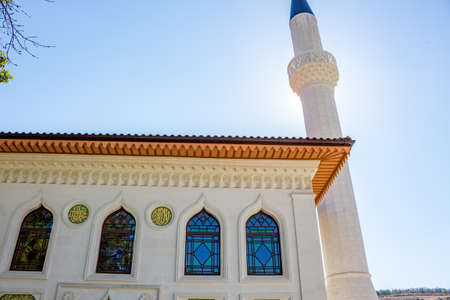 BAKHCHYSARAY, CRIMEA - SEPTEMBER 2014: City streets of Bakhchisaray. Mosque of Orta Juma Jamiのeditorial素材