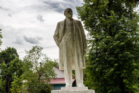 Avchurino, Russia - July 2019: Monument to Lenin in the village of Avchurino near Kaluga. Ferzikovsky districtのeditorial素材