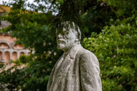 Avchurino, Russia - July 2019: Monument to Lenin in the village of Avchurino near Kaluga. Ferzikovsky districtのeditorial素材