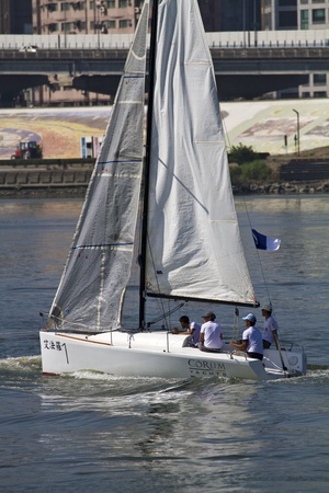 TAIPEI,TAIWAN -November 10,2012:Keel Boat Sailing on river in 2012 Taipei Keel Boat Competition in Dadaocheng Wharf on November 10,2012 in Taipei,Taiwanのeditorial素材
