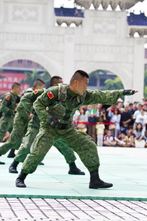 Taipei, TAIWAN-JUNE 16,2013:Taiwan's principal special operations force display in Discovery Channel program at CKS memorial Hall on JUNE 16,2013 in Taipei,Taiwanのeditorial素材