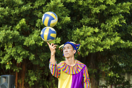 New Taipei City, Taiwan - OCT 17, 2015: circus player performing in 435 Art Zone in Banqiao District.のeditorial素材