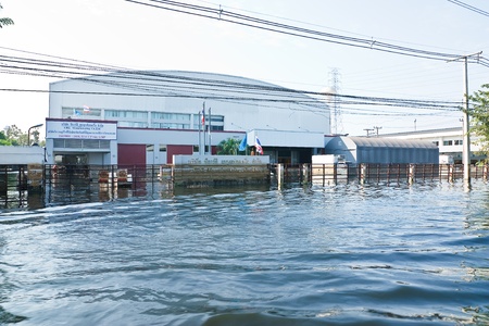 Bangkok, Thailand - November 25: The plant in Nava Nakorn Industrial area was flooded for 1 month - November 25, 2011 at Nava Nakorn Industrial area in Pathum Thani, Bangkok.のeditorial素材