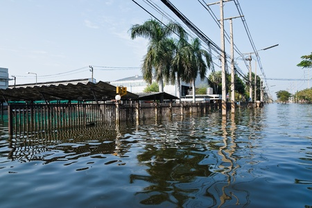 Bangkok, Thailand - November 25: The plant in Nava Nakorn Industrial area was flooded for 1 month - November 25, 2011 at Nava Nakorn Industrial area in Pathum Thani, Bangkok.のeditorial素材