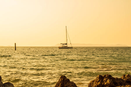 Sunset at the beach on Koh Larn Pattaya.Thailandの写真素材