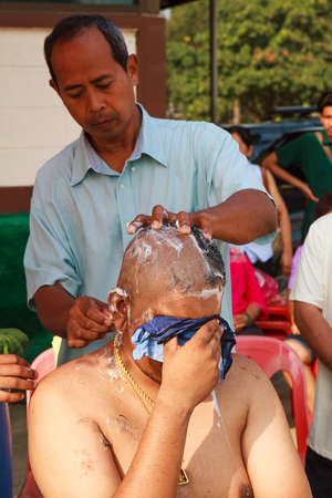 Bangkok March 1: a series of initiation rites that have changed to the new man at the temple Thailand, Bangkok, Thailand on March 1, 2015.のeditorial素材