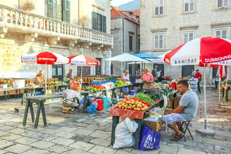 DUBROVNIK, CROATIA - JULY 22, 2017 : People on the food market in Dubrovnik, Croatia.のeditorial素材