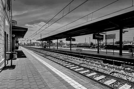 04/19/2020 - Empty city in Italy in sunday morning at Coronavirus time.のeditorial素材