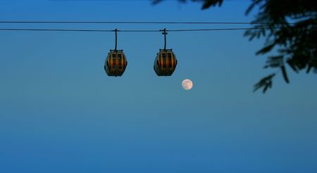 Teleferic up in skyの写真素材