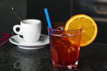 a glass of cocktail on the pubの写真素材