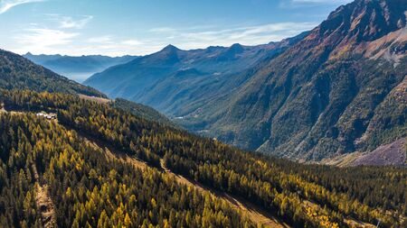Lake Palu 'Italy Valmalenco Sondrio first days of autumnの写真素材