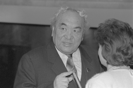 Moscow, USSR - December 21, 1990: People's Deputy of the USSR David Nikitich Kugultinov, poet of Kalmyk origin at 4th Congress of People's Deputies of the USSRのeditorial素材
