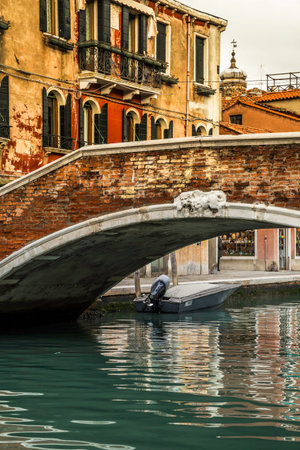 The picturesque island of Murano, famous for its glass production in the Venetian Lagoon off the coast of Italyの写真素材