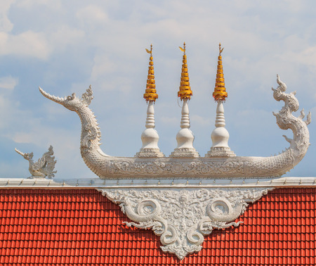 Ships statue on temple roofの写真素材