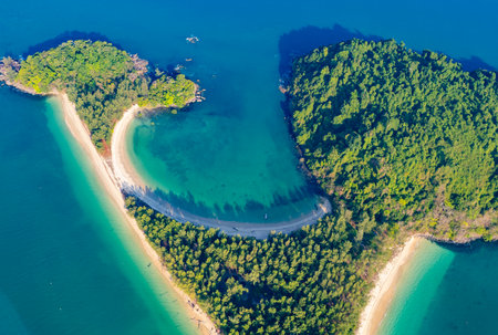 Islands in the Andaman Sea and beautiful beaches of Koh Kamtok, Ranong Province, southern Thailand, Asiaの写真素材