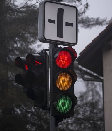 All traffic lights are on on the semaphore.