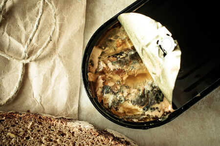 Sandwich with sardines of tin