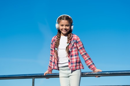 Make your kid happy with best rated kids headphones available right now.の写真素材