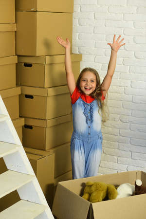 Kid and guy move into new home or move out