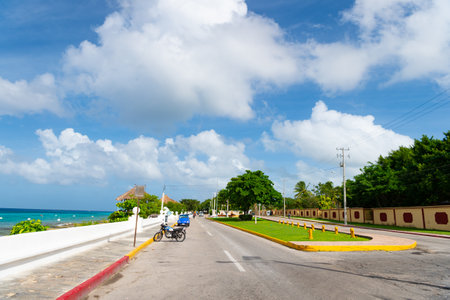 Cozumel, Mexico - December 24, 2015: summer promenade avenue and roadwayのeditorial素材