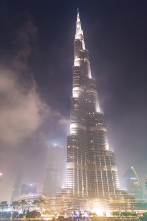Dubai, United Arab Emirates - December 24, 2017: illuminated burj khalifa skyscraper buildingのeditorial素材