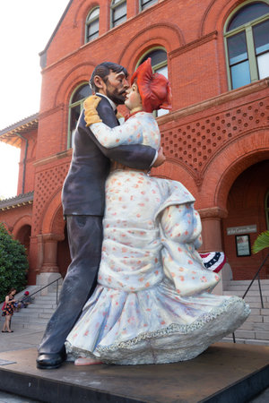 Key West, Florida USA - December 26, 2015: key west art museum statue monumentのeditorial素材