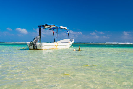 summer vacation with travel pleasure sea boat. photo of summer vacation with sea boat.の写真素材