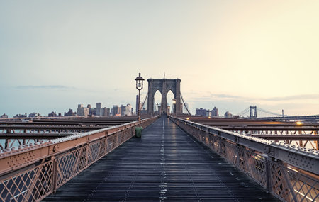 bridge spanning the East River between the boroughs of Manhattan and Brooklyn. brooklyn bridge of new york city. brooklyn bridge in new york. Connecting Manhattan and Brooklyn.の写真素材