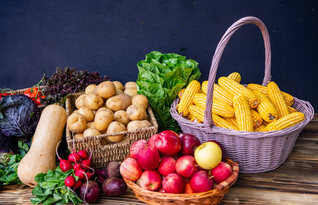 Summer or autumn farm crop. Vegetable harvesting. Fresh and organic healthy vegetable. Gardening agriculture cultivation. Organic food. Harvest of vegetable. Eco farming and harvesting. Food marketの写真素材