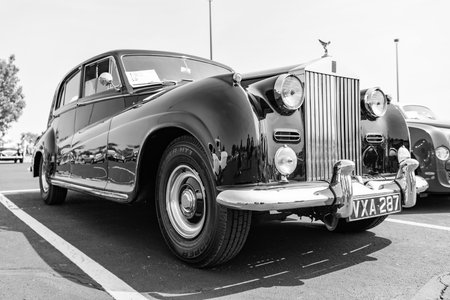 Chicago, Illinois, USA - September 08, 2024: Rolls Royce Silver Wraith vehicle, corner view. Retro vintage car. Rolls Royce Silver Wraith car. Rolls Royce Silver Wraith at Chicagoのeditorial素材
