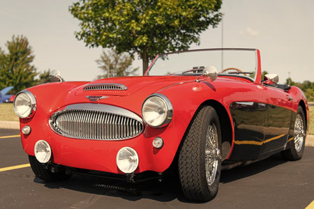 Chicago, Illinois, USA - September 08, 2024: 1962 Austin Healey 3000 two seat roadster retro convertible car, corner view. Retro car. Retro Austin Healey 3000 car. Austin Healey at Chicagoのeditorial素材