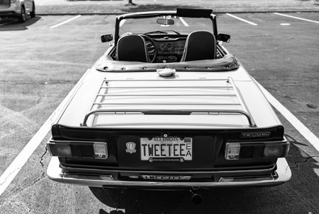 Chicago, Illinois, USA - September 08, 2024: Triumph tr 6 retro convertible car, front view. Retro car. Yellow Retro triumph tr 6 . Triumph Spitfire 1500 at Chicagoのeditorial素材