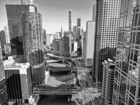 Chicago, USA - October 08, 2024: Iconic Chicago city downtown. Skyscraper architecture. Chicago city cityscape. Cityscape with skyscraper building. Downtown architecture and river. River in Cityのeditorial素材