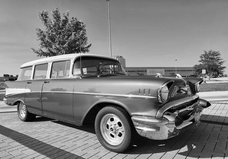 Park Ridge, Illinois, USA - August 21, 2024: Blue car parked at auto show, corner view. Chevrolet Bel Air 1957 retro car. Blue car of Chevrolet Bel Air. Chevy Bel Airのeditorial素材