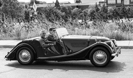 Chicago, Illinois, USA - September 08, 2024: Morgan Plus Four Flat Rad two seat roadster retro convertible car,side view. Retro green car. Morgan Plus Four Flat Rad car. Morgan Plus at Chicagoのeditorial素材